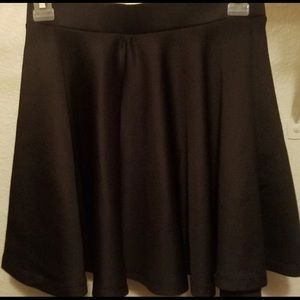 🛑 Traded 🛑 Black Skater Skirt